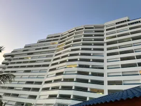 Apartamento en primera línea de playa - Image 5
