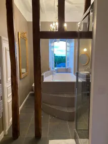 Luxury 5-star chateau bed and breakfast with private pool, services and housekeeping staff - Image 3