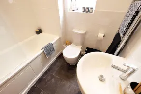 Hyggeligt hele hjem med 2 soveværelser i Leeds - Image 3