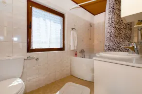 Apartment Bosiljka - Image 2