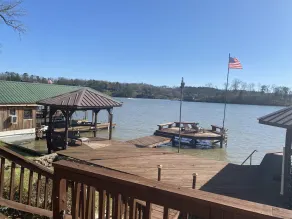 Lake Hamilton Lakefront! Main Channel Large Decks & Boat Dock! Spectacular View! - Image 3