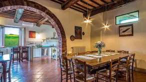 Villa Ebe: An elegant and welcoming two-story villa in the characteristic style of the Tuscan countryside, with Free WI-FI. - Image 5
