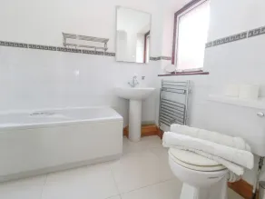 KIAMA, country holiday cottage, with a garden in Weymouth - Image 2