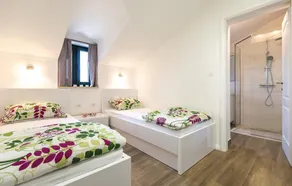 Gorgeous home in Krivodol - Image 4