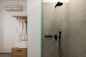 Zen Grande apt, Jacuzzi Near beach - Image 3