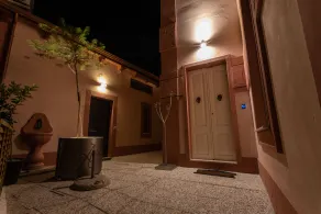 Camera con Cucina e Piscina in Centro Storico - Image 5