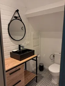 Old barn converted into a loft - Image 3
