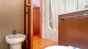 Dúplex con encanto en Puigcerdà: ¡Un lugar único! - Image 3