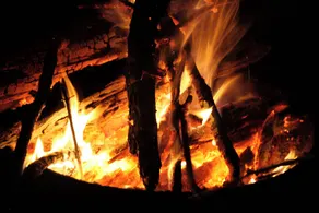 Sauna - 4 sovepladser - selv i hø - antikke - lejrbål - på landet - Image 2