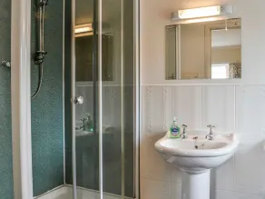 3 bedroom accommodation in Stranraer - Image 3