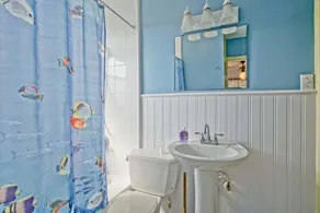 Johnstone / 637 Caswell Beach Road - Image 2