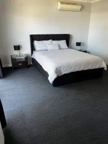 The little white box - Image 5