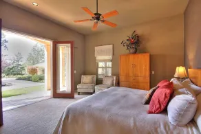 4 Couples or 2 Families, Private and Prime Location, Pool and Hot Tub - Image 5