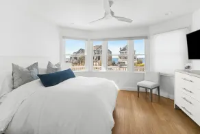 Spectacular 8 Bedroom Oceanfront Hamptons Beach House, Your Castle By The Sea ! - Image 3