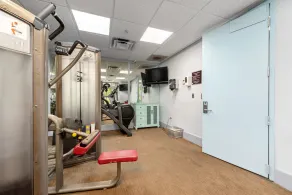 DOUBLE FLAT STUDIO - UNIVERSAL STUDIOS & INTERNATIONAL DRIVE - Image 3