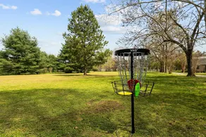 3br/2ba Waterfront Home overlooks Private Dock. 2+ acres of front yard Games - Image 2