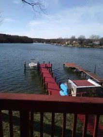 Waterfront With Relaxing Views - Image 5