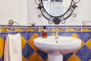 Holiday Home 'El Corredor' with Private Terrace, Garden, and Wi-Fi - Image 4