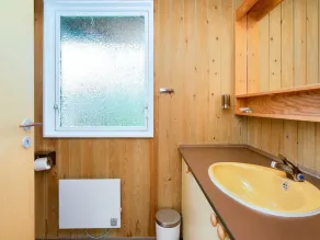 6 person holiday home in Fårevejle - Image 3