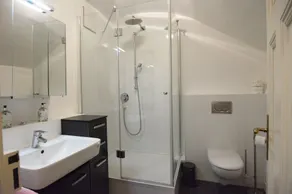 Appartement neuf et de haute qualité, central et moderne de style Art Nouveau - Image 4