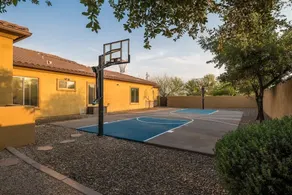 Pet Friendly, Extravagant North Scottsdale Estate - Theater, Bball & more! - Image 2