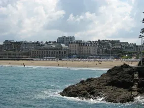 5mn Dinard 8mn St Malo \"EDEN COVE\" Charme Cheminée jardin 1000m2  plage estuaire - Image 4