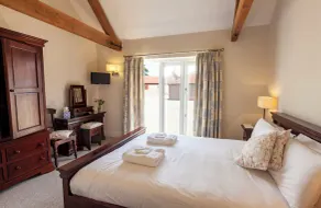 Five Star, Gold Awarded, Barn Conversion In Beautiful Norfolk Hamlet - Image 5