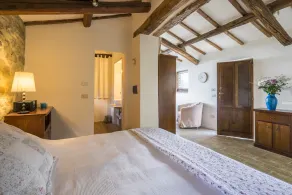 Beautiful 16th Century Stone Cottages to Rent - Image 3