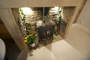 Cosy cottage, situated in a stunning location - Image 2