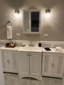 Newly renovated backhouse in the heart of Memphis' historic Evergreen District. - Image 2