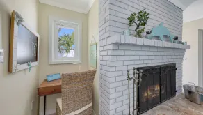 Coco's Dream - Waterfront Home w/ Oversized Private Heated Pool, 5 Min to AMI - Image 2