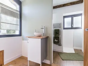 Charming Renovated House with Garden in the Heart of Salt Marshes, Close to Guérande and La Baule - Image 2