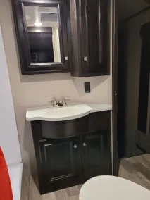 Fifth wheel/Toy hauler - Image 3