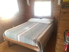 Cozy cabin hideaway #3 - Image 3