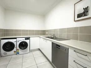 The Nook - Pet Family-friendly 4-bedroom - Image 3