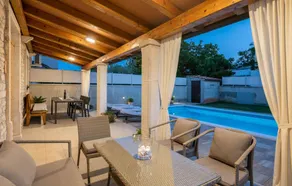 3 Bedroom Villa In Pula - Image 5