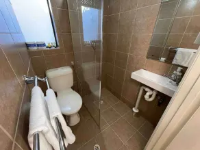 Westbourne Park Salt Pool and Spa; a Pet Friendly 8BR Family Retreat w/ Salt Pool, Near City & Cafés - Image 5