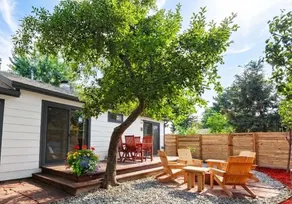 Littleton Cottage🏡2 blocks to Main🛍️Pets🐶Fenced Yard♨️Firepit🤑0 Cleaning & Pet Fee - Image 3