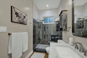 Tolle Haus: W/Pool & Firepit-Walk to Schlitterbahn, Comal Chutes & Downtown! - Image 4