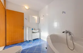 Gorgeous apartment in Kosljun with WiFi - Image 3