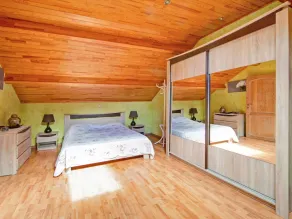 Charming Stay Near Forests - Image 5