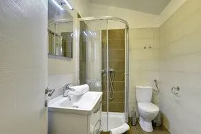 Comfortable villa just 1,5 km from beach with private pool - Image 4