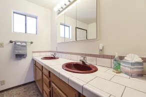3 Bedroom 2 bath home in Wickenburg AZ with horse facilities and pool. - Image 5