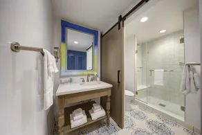 1-Bedroom Suite at a 4⭐️ Hotel - Image 4