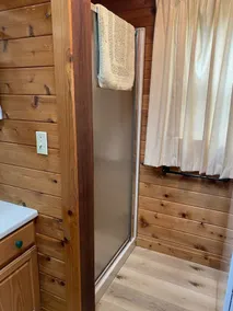 Charmerende Sommerhus i Greenville, ME nær Moosehead Lake med Udsigt Over Vandet - Image 4