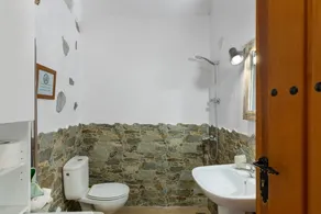 Holiday Home \"Casa Las Toscas\" with Mountain Views, Pool and Wi-Fi - Image 5