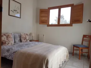 3 bedroom ground floor house on smallholding - Image 5