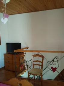 Coquette  petite maison ,Idéale pour un couple. - Image 2