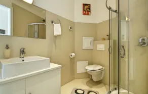 3 Bedroom Gorgeous Home In Svivan - Image 2