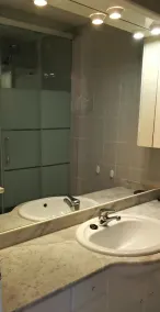 Luxury apartment 3 bedrooms + roof top 35 m2 Spa- jacuzzi - Image 3